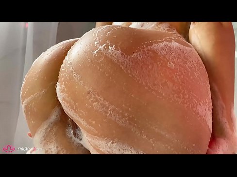 ❤️ Brunette masturboi pillua vibraattorilla intensiiviseen orgasmiin suihkussa Kaunis porno at fi.com-fullporner.ru ﹏